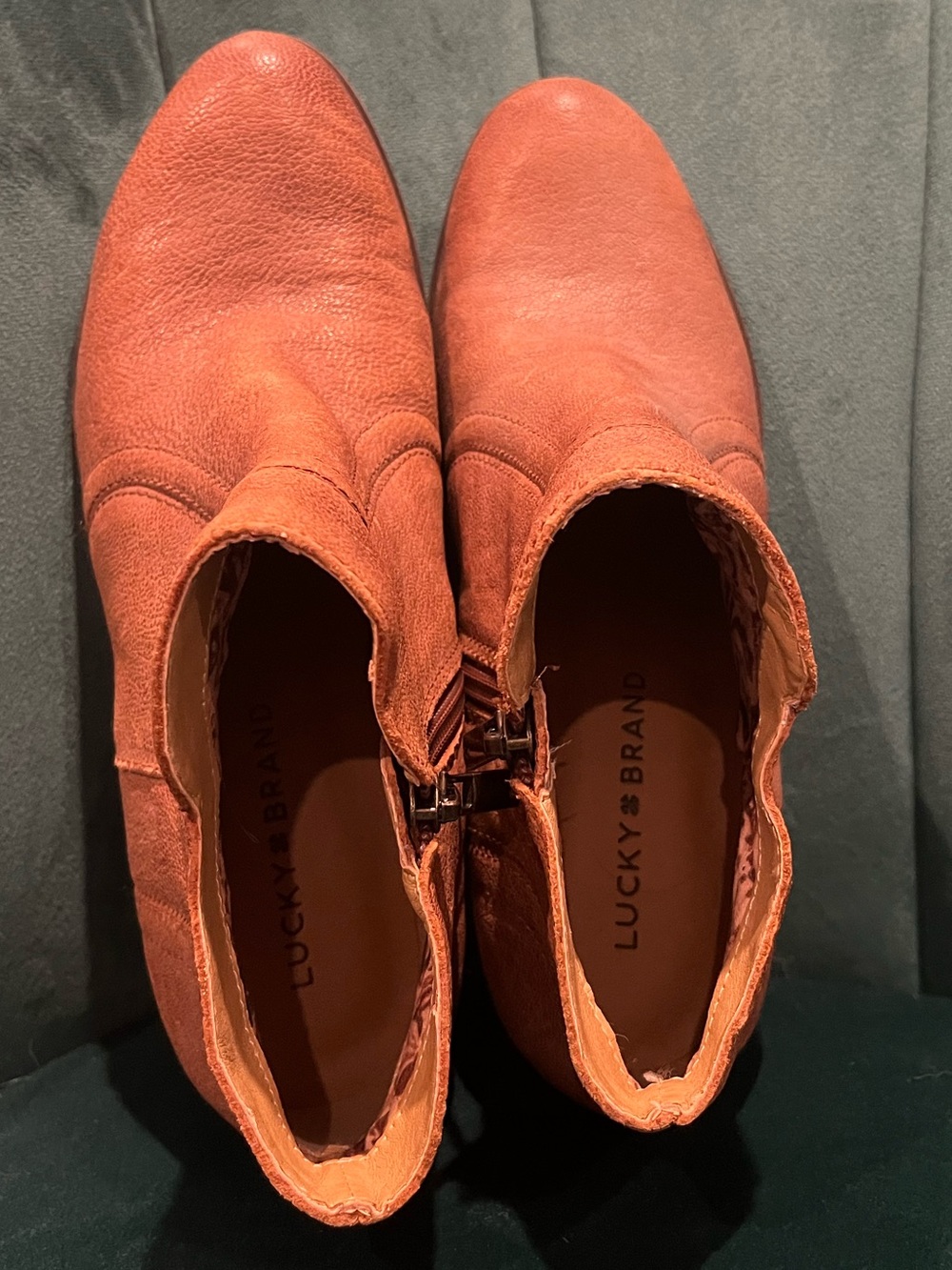 Lucky Brand 7.5 Leather Booties - Picture 4 of 4